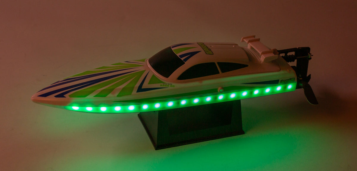 The Rage RC LightWave 400BL RTR Boat