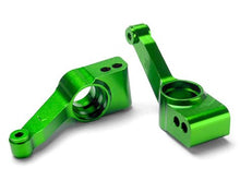Load image into Gallery viewer, Traxxas Aluminum Rear Stub Axle Carriers (2)
